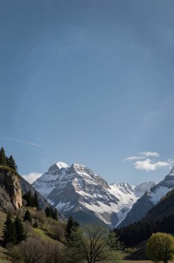 Dağların güzel manzarası