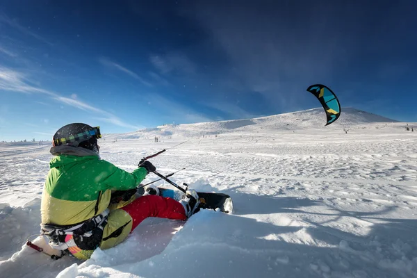 Kiter neve com snowboard — Fotografia de Stock
