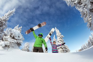 Snowboard standları birkaç  