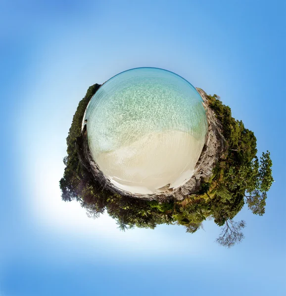 Panorama de la planète sur la plage de sable blanc — Photo