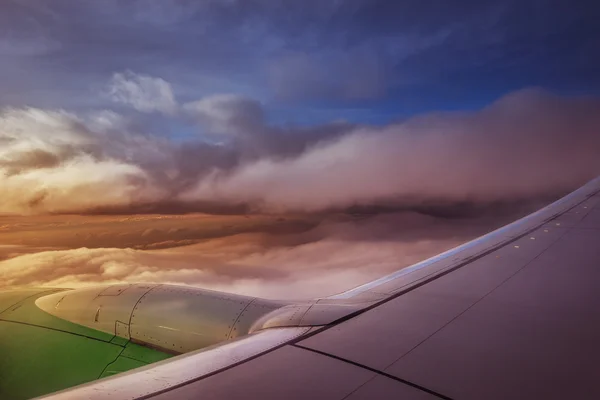 Schöne Aussicht aus dem Flugzeug — Stockfoto