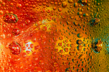 Renkli baloncukların soyut arkaplanı