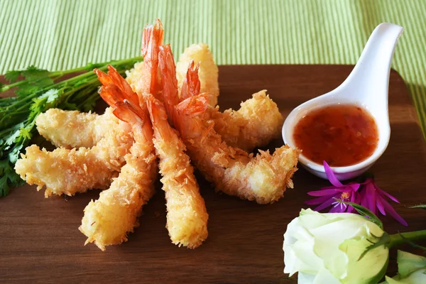  Kızarmış karides karides topları 