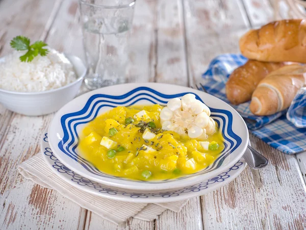 Güveç, Locro de Zapallo, tipik bir Perulu tabak kabak