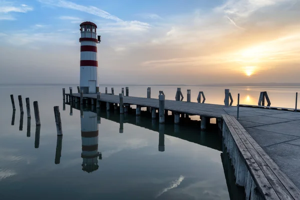 Faro en Neusiedl am See, Austria — Foto de Stock