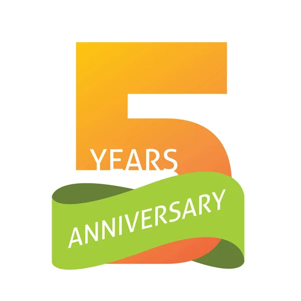 5 years anniversary celebrating vector logo icon in yellow orange green color, number 5th year birthday label tag sign isolated —  Vetores de Stock