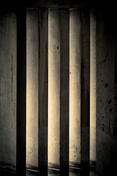 Αστική Αφηρημένη Του Σκυροδέματος Πυλώνες Ήλιο Και Σκιά — Φωτογραφία Αρχείου