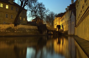 Romantik Prag - Certovka Canal adlı gündoğumu