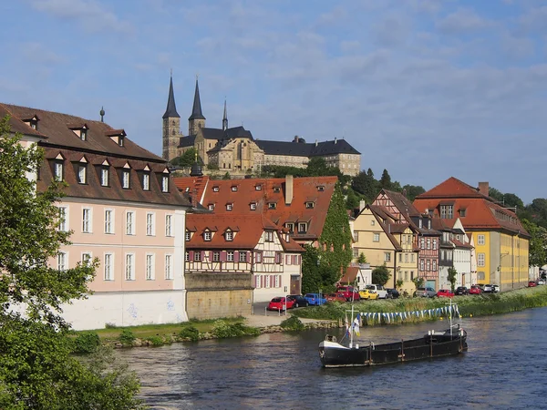 Alemania, Baviera, Bamberg, el paisaje urbano con el río Regnitz — Foto de Stock