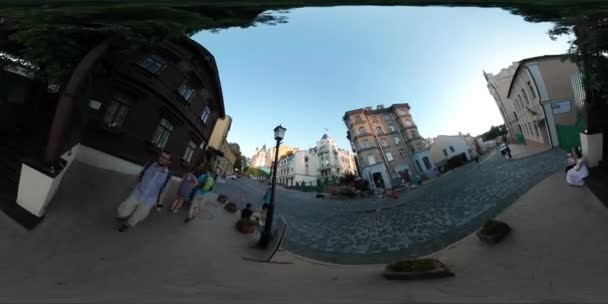 360 Μοίρες Πανόραμα Του Ανθρώπου Πόδια Στην Πόλη — Αρχείο Βίντεο