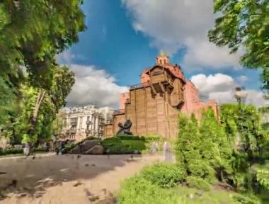 Golden Gate üstün anıt, Kiev sembolü