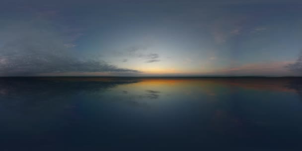 360 Grad Panorama Der Wolkenlandschaft Bei Sonnenuntergang Oder Sonnenaufgang — Stockvideo