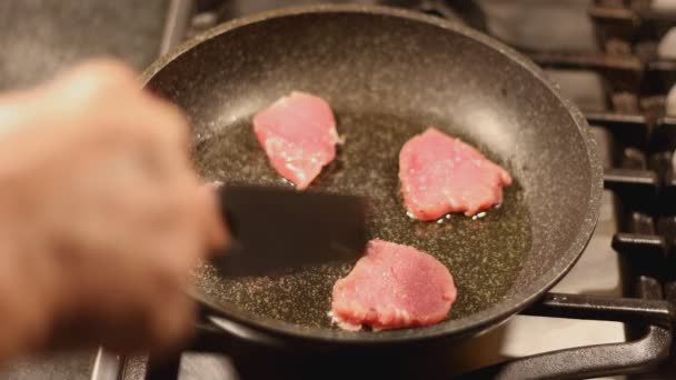 oeufs frits avec viande laps de temps 
