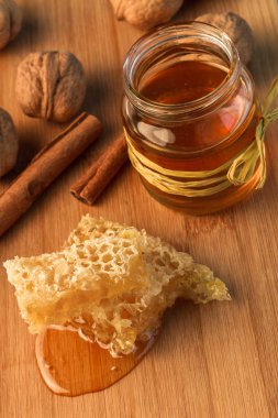 Tatlım, ceviz ve tarçın bakla.