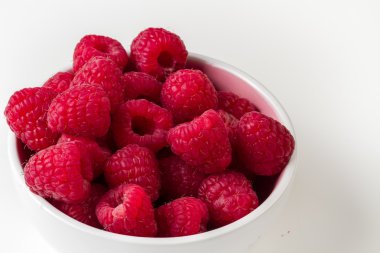 Taze çilek, ahududu