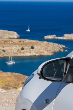 Araba ve deniz