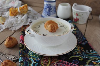 peynir çorbası ile profiterol 