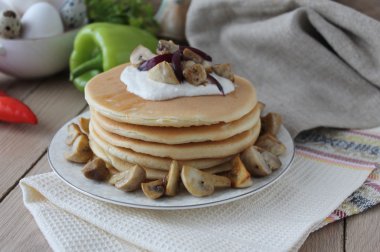 Krep mantar ve ekşi krema