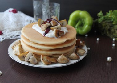 Krep mantar ve ekşi krema