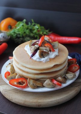 Krep mantar ve ekşi krema