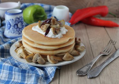 Krep mantar ve ekşi krema