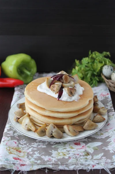 Krep mantar ve ekşi krema