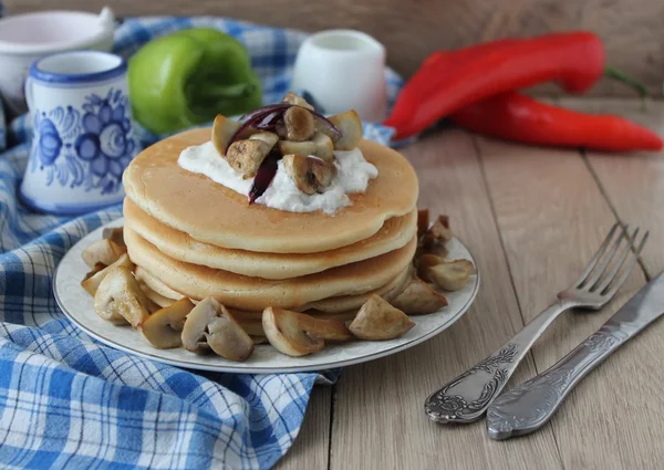 Krep mantar ve ekşi krema