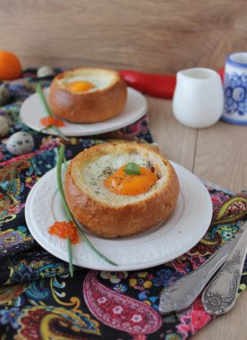 Çörek pişmiş yumurta 