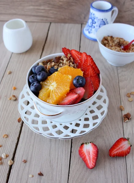 Coconut granola with berries, goji berries, nuts — Stock Photo, Image