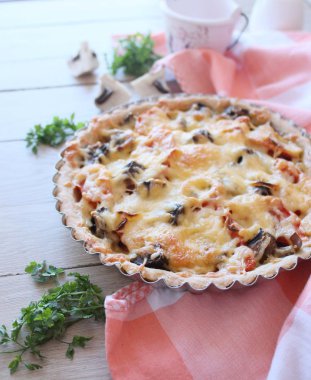 sebze ve peynir ile sebze pie