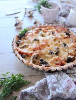 sebze ve peynir ile sebze pie