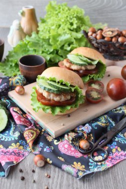 Lezzetli hamburger ev yapımı