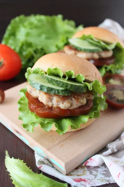 Lezzetli hamburger ev yapımı