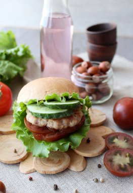 Lezzetli hamburger ev yapımı