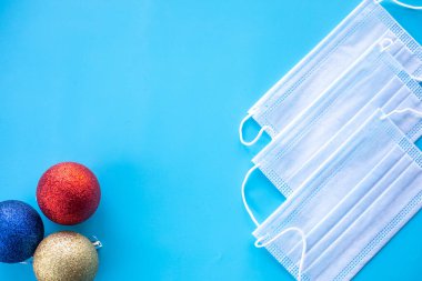 Mavi Arkaplanda Tıbbi Maske