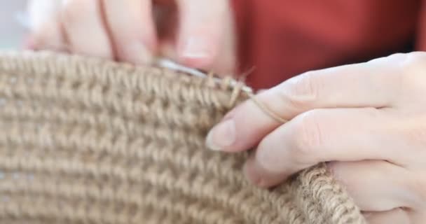 Femme Est Crochet Partir Matériaux Respectueux Environnement Fibre Jute Pour — Video
