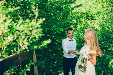 Güzel gelin ve damat