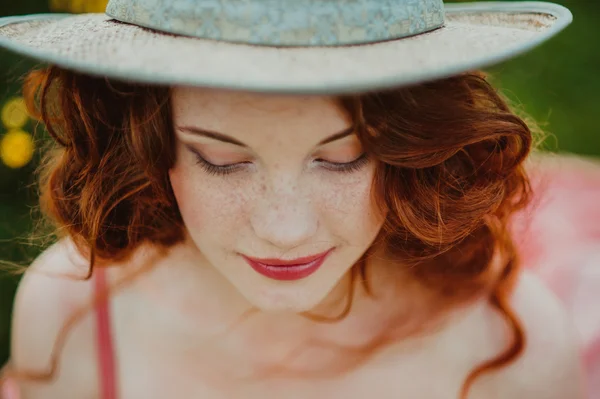 Young redhead woman — Stock Photo, Image