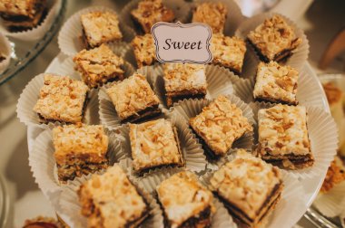 bir parti için tatlı tablosu