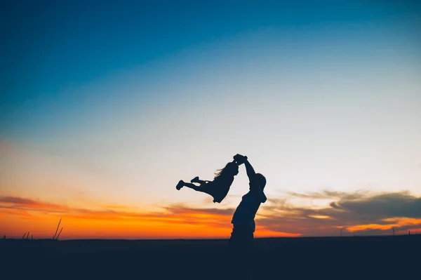 Gelukkig gezin samen — Stockfoto