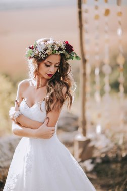 güzel sarışın gelin