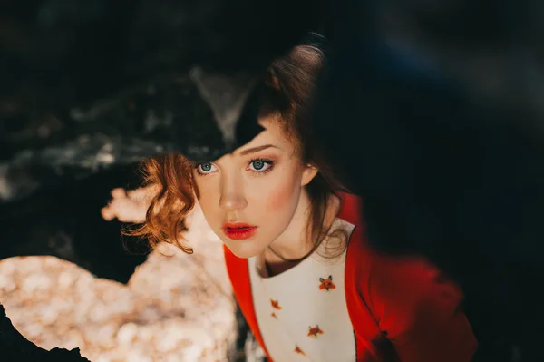 Redhead girl in mysterious forest — Stock Photo, Image