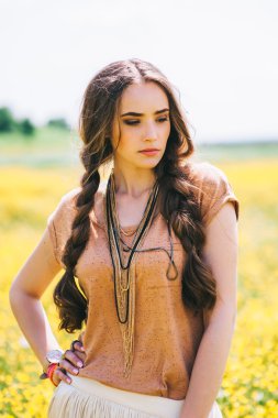 Romantik hippi kız alan