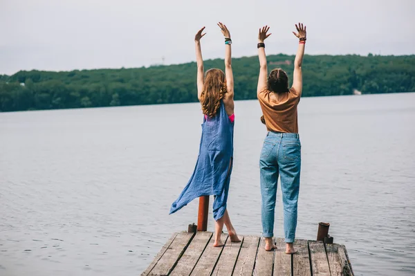 Due belle ragazze — Foto Stock