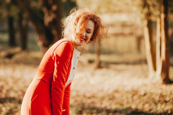 Redhead girl in mysterious forest — Stock Photo, Image