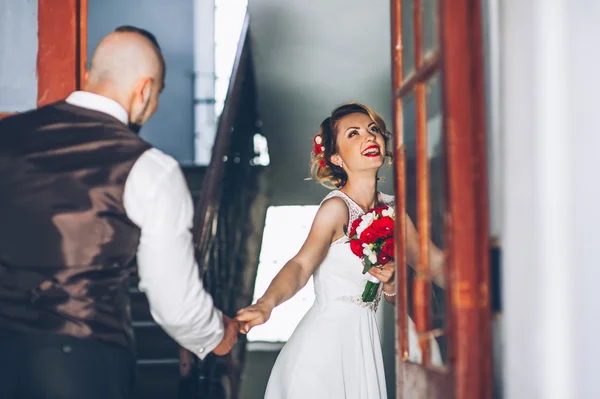 Hermosa pareja joven, fotos de boda —  Fotos de Stock