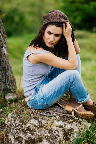 Mulher bonita jovem — Fotografia de Stock