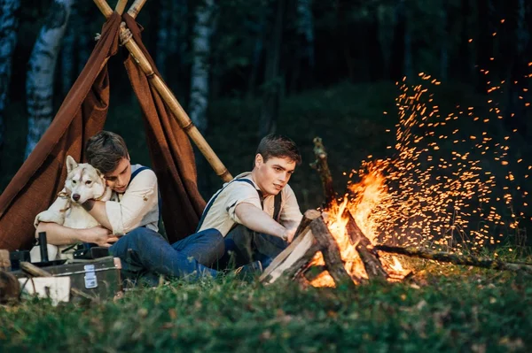 Dos hermanos gemelos — Foto de Stock