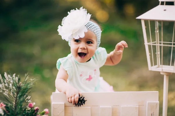 Menina bonita pequena — Fotografia de Stock