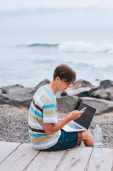 Handsome young guy — Stock Photo, Image